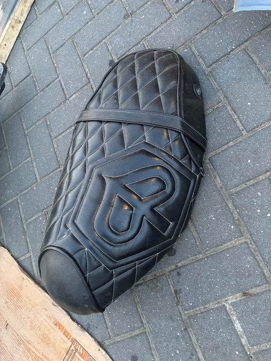 Zip Sp custum zadel