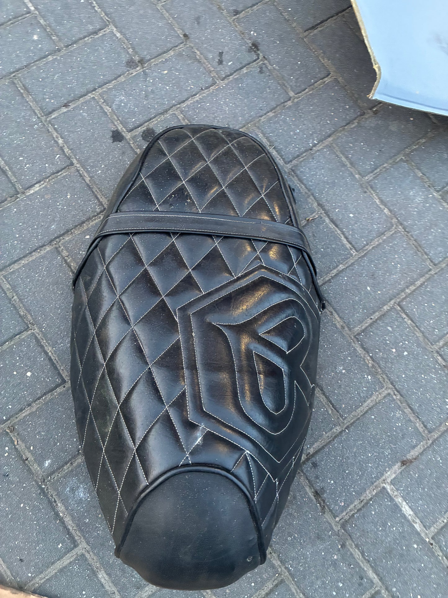 Zip Sp custum zadel
